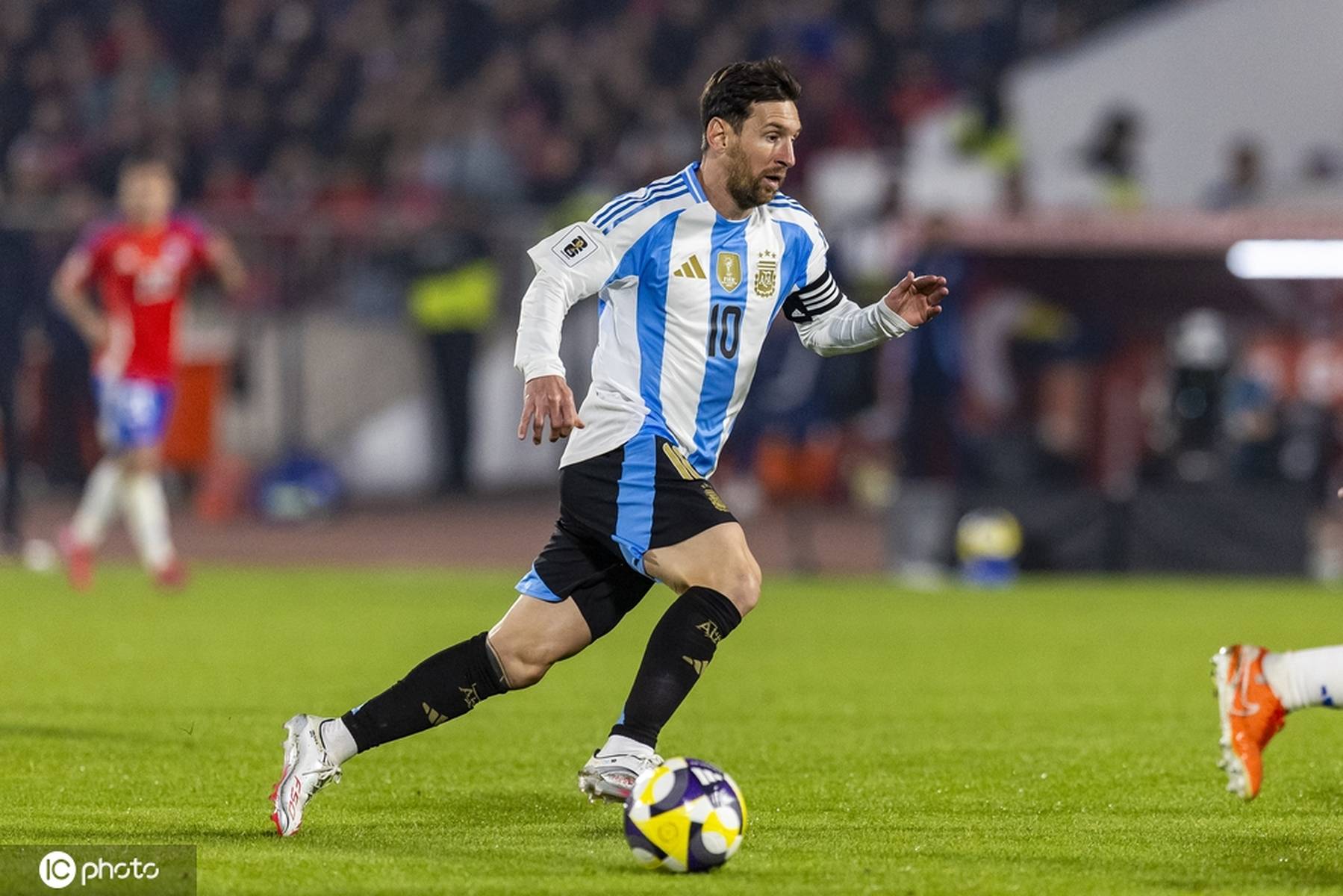 关于阿根廷客场大胜智利，挺进欧洲联赛四强的信息