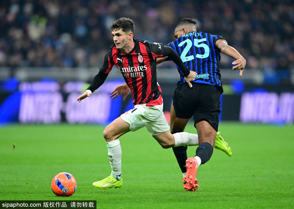 开云官方app入口-米兰大战：红黑盛宴，胜负难料