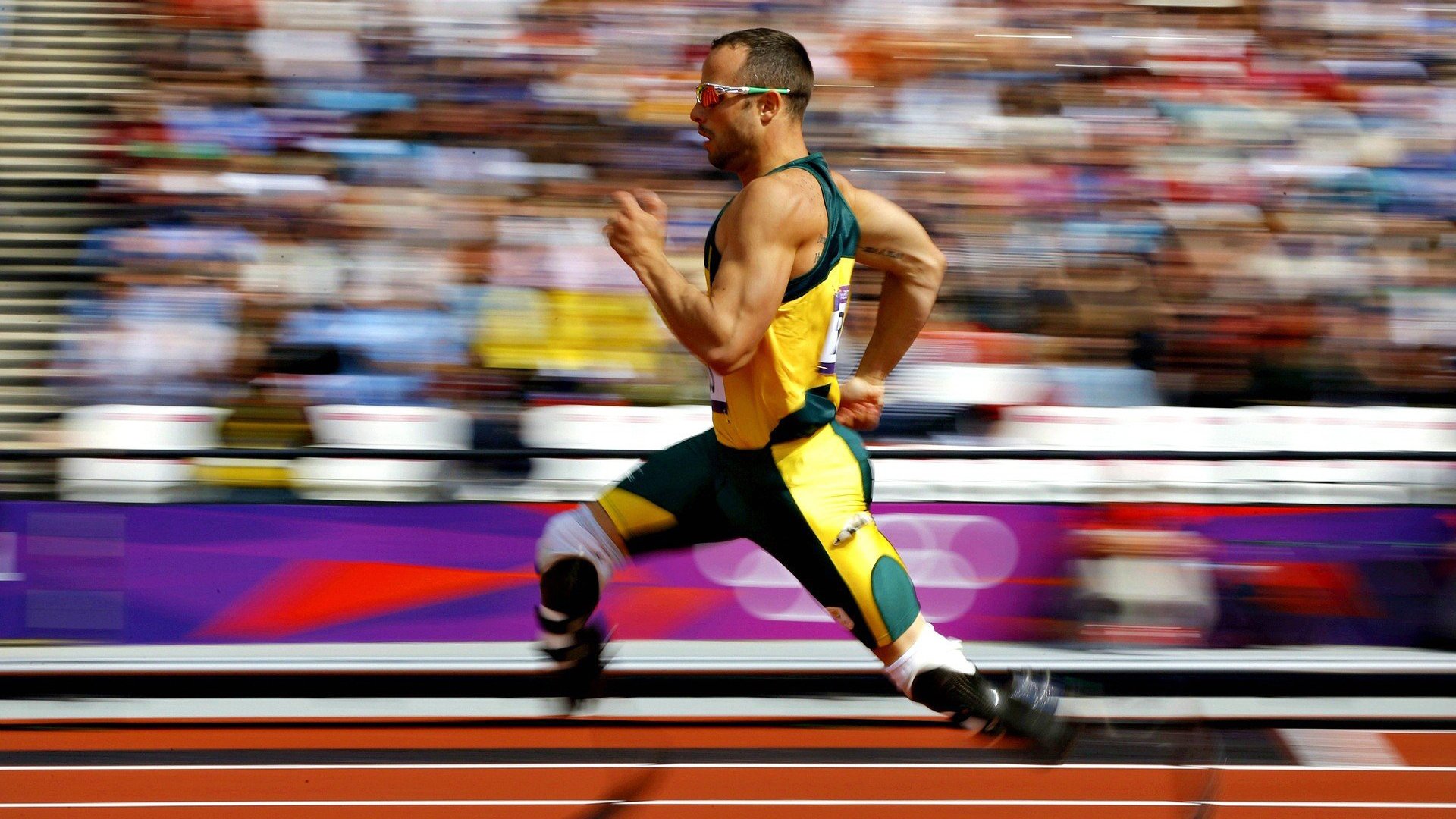 开云体育app-从绿茵场到赛道，巴西关键战突围埃及，赖斯在F1年度争冠接管比赛的双重启示