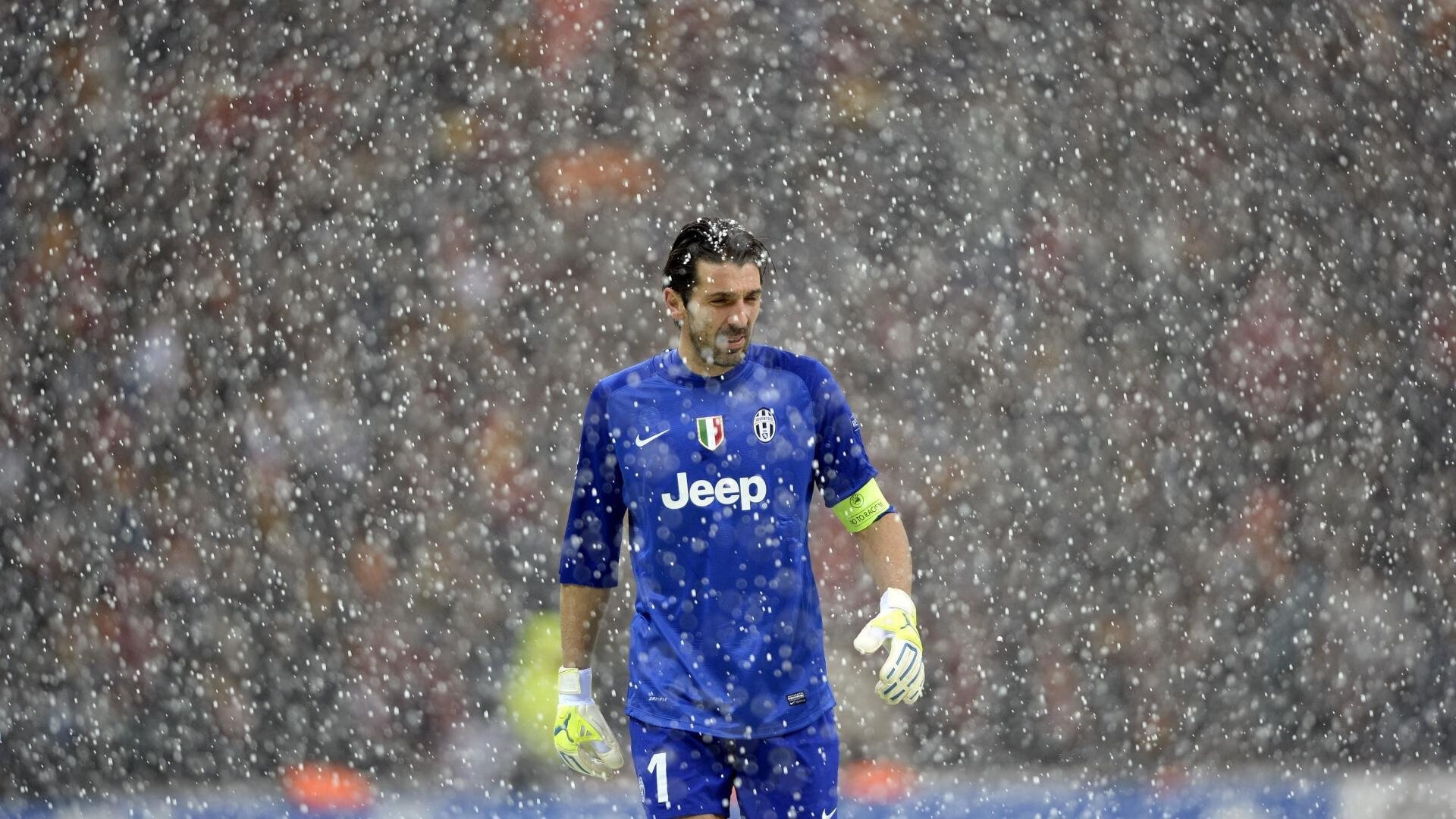 开云体育下载-曼城强势拿下巴萨，梅西成为关键先生