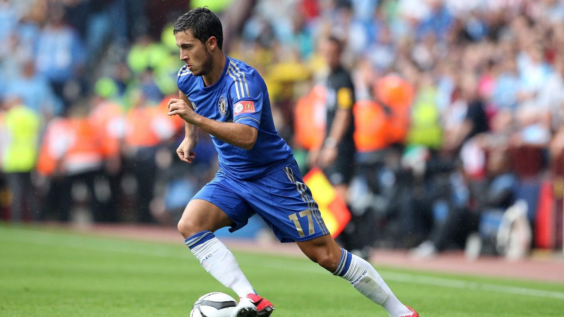 从红土到硬地，阿尔卡拉斯戴维斯杯力克法网阴影，惊艳定义网球新世代